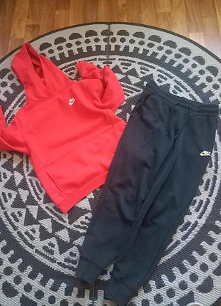Спортивный костюм 2
