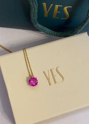 Позолочена срібна підвіска yes (колекція barbie™) з рожевим
цирконом