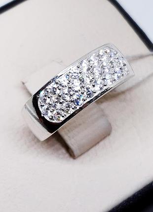 Кольцо серебряное с кубическим цирконием 19 3,1 г