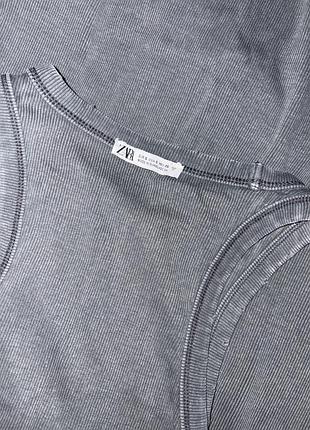 Довга жіноча сукня zara сіра в рубчик
