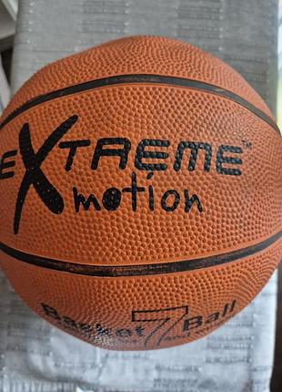 М'яч баскетбольний xtreme motion basketball 7