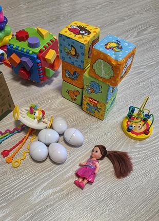Игрушки для малыша развивающие 2