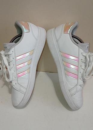 Брендовые кроссовки adidas. 7