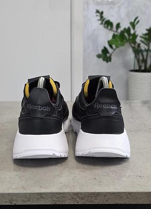 Шкіряні кросівки reebok оригінал 4