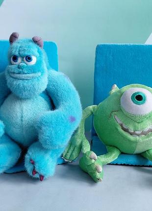 Розділювачі для книг салліван і майк ващовскі disney