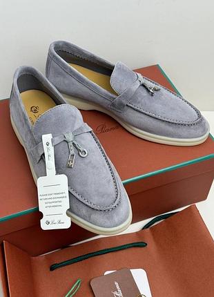 Лофери loro piana в наявності