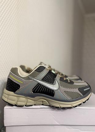Військові/тактичні кросівки nike vomero 5 ultra green 44 розмір, 27 см