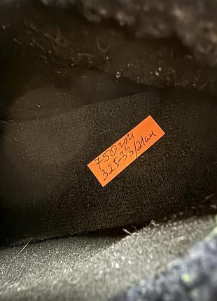 Оригінальні черевики quechua waterproof 7