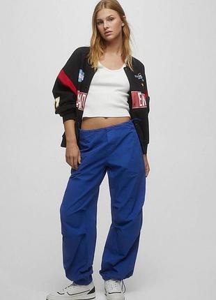 Шикарні  сині широкі штани карго парашути на затяжках pull&bear
✨✨✨✨✨✨✨✨✨✨