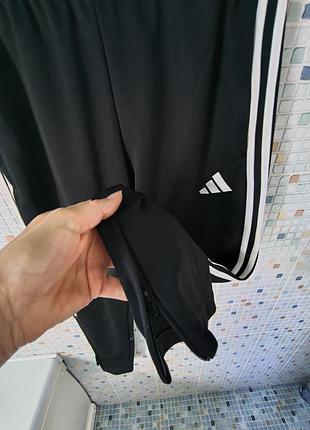 Спортивные штаны adidas. 5