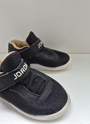 Кросівки 27 розмір,  jordan 3