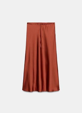 Жіноча атласна спідниця міді теракотового кольору zara розмір xs s m