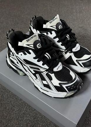 Кросівки balenciaga runner 4