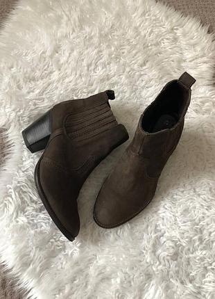 Ботильйони womens western boots next р.39