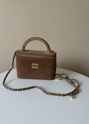 Сумка жіноча miu miu vanity case коричнева з екозамші