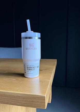 Термочашка з нержавіючої сталі stanley quencher protour flip straw tumbler with leakproof lid
