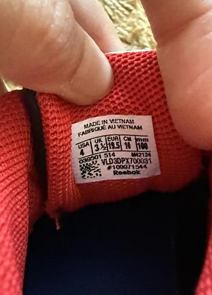 Нові черевички reebok 4