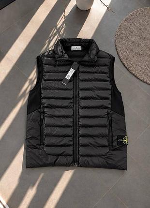 Чоловіча жилетка stone island