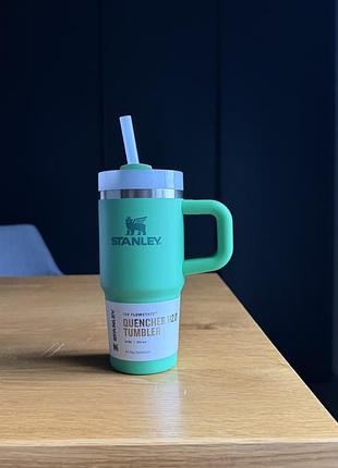 Термочашка з нержавіючої сталі stanley quencher protour flip straw tumbler with leakproof