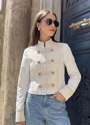 Білий бавовняний піджак жакет в гусарському стилі zara
✨✨✨✨✨✨✨✨✨✨
