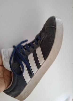 Кросівки жіночі adidas синьо сірі, розмір 39, замшеві