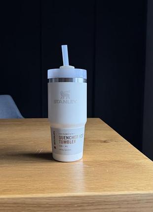 Термочашка  quencher h2.0 від stanley’s  - екологічно чистий тумблер quencher h2.0 flowstate