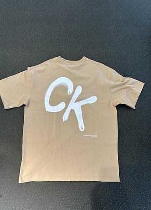Футболка чоловіча calvin klein jeans бежева