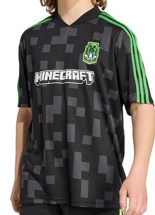 Детская футболка adidas originals black x minecraft на рост 146 см
футбольная футболка