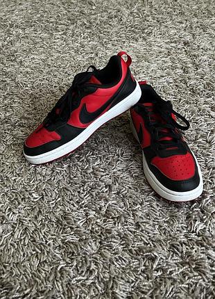 Кросівки nike 38 розміру