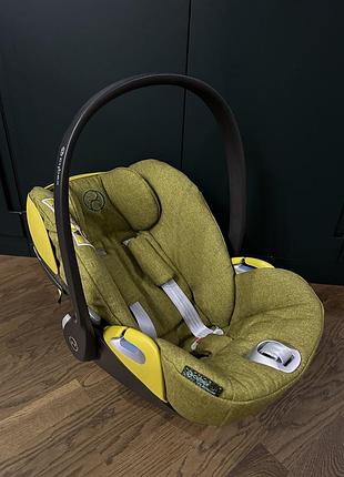 Автокрісло-переноска cybex cloud q plus 7