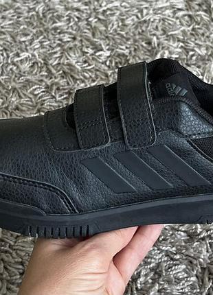 Кросівки adidas 35 розміру 7