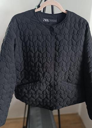 Стьобана куртка жіноча zara