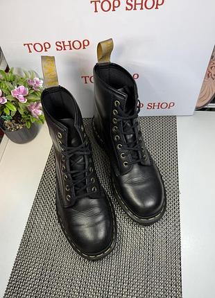 Оригинальные ботинки кожаные dr.martens 10