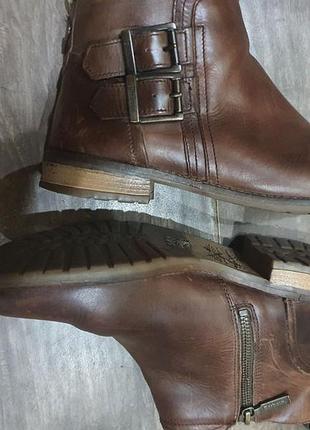 Ботинки"barbour. "кожа натуральная 
фурнитура брендировая 
стелька 25
размер39