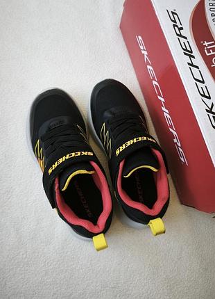 Кроссовки  skechers р. 28,5 стелька 18,5 см