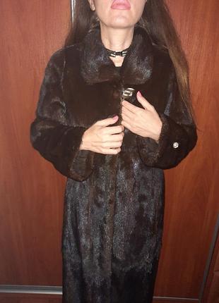 Жіноча норкова шуба, коричнева, довга