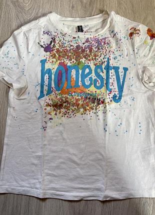 Футболка жіноча з принтом honesty