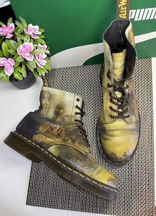 Оригінальні шкіряні черевики dr.martens
