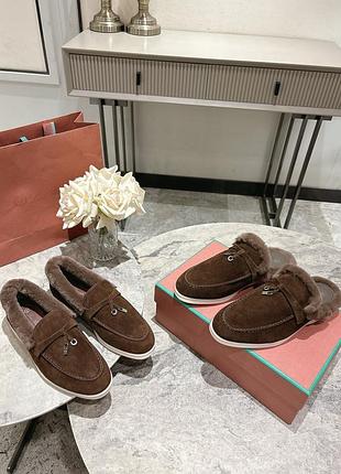 Лофери жіночі loro piana коричневі замшеві з хутром