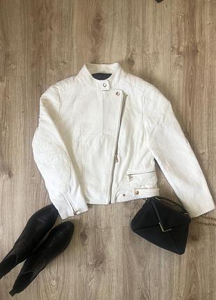 Куртка-жакет zara, колір кремовий, бавовна. розмір s-m
