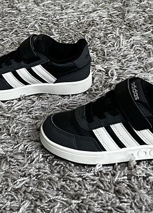 Кросівки adidas 29 розміру 5