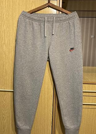 Спортивні трикотажні штани на флісі,джогери nike m nsw club fleece jogger.оригінал.