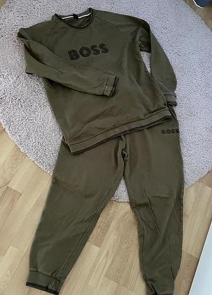 Спортивний костюм чоловічий hugo boss хакі