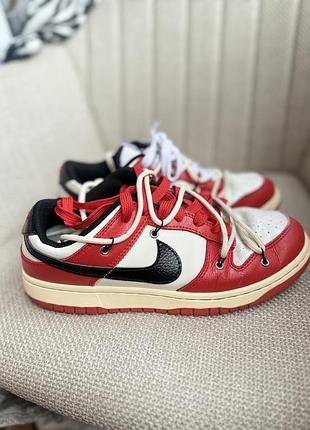 Кросівки схожі на nike dunk low retro 39 розмір 1200 грн