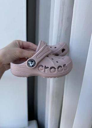 Шльопанці для дітей crocs рожеві