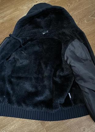Продам спортивну кофту-куртку 10