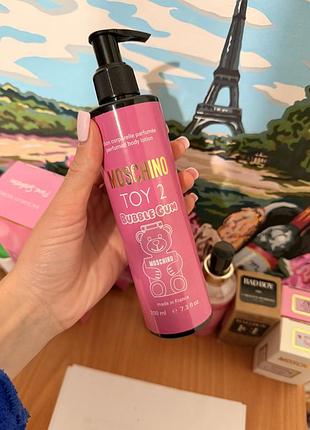 Лосьйон для тіла moschino toy 2 bubble gum парфумований для жінок 200 мл
