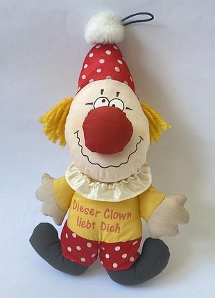 Мягкая игрушка клоун с надписью «dieser clown liebt dich» (германия)