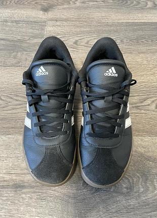 Кросівки чоловічі adidas чорні, розмір 36.5
