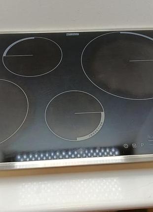 Індукційна варильна поверхня zanussi zei8642xba (товар вживаний)